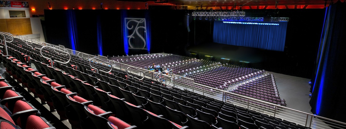 Concurrent style seating and stage in the Event Center at Turning Stone